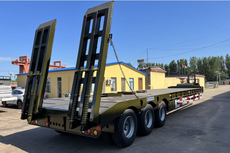 3 Axle 40 Feet Low Bed Trailers Manufacturers Price for Sale in Mozambique